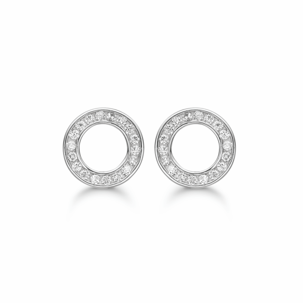 Silberohrring rhodinierter Kreis mit facettiertem Zirkonia am Rand. Abmessungen: 12 mm.
