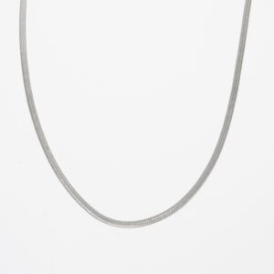 Flache Schlangenkette in Silberoptik