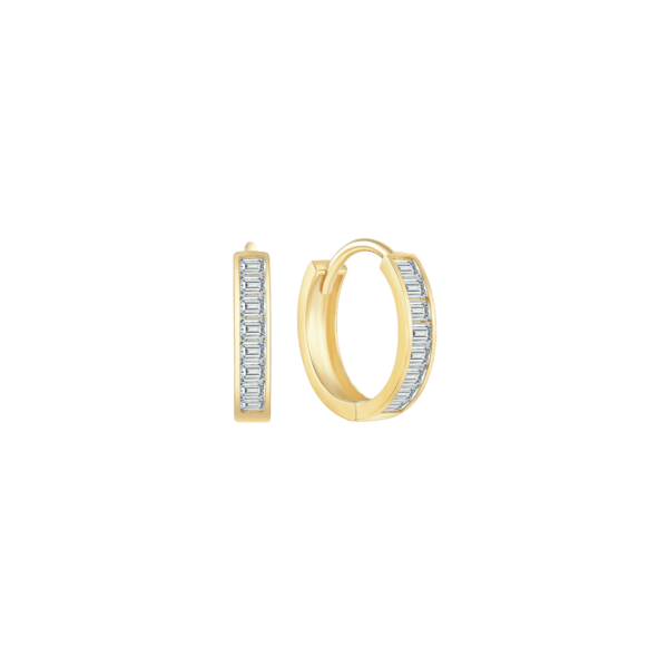 Gold Creolen 8 Karat, mit weißen Steinen. Abmessungen: Ø13,8 mm