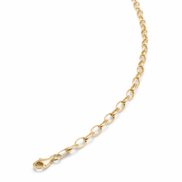 14kt. goldene Halskette mit ovalen Drahtgliedern. Länge 43 cm.